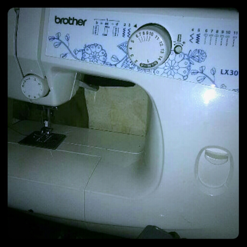 Brother Sewing Machine - Picture 1 of 1